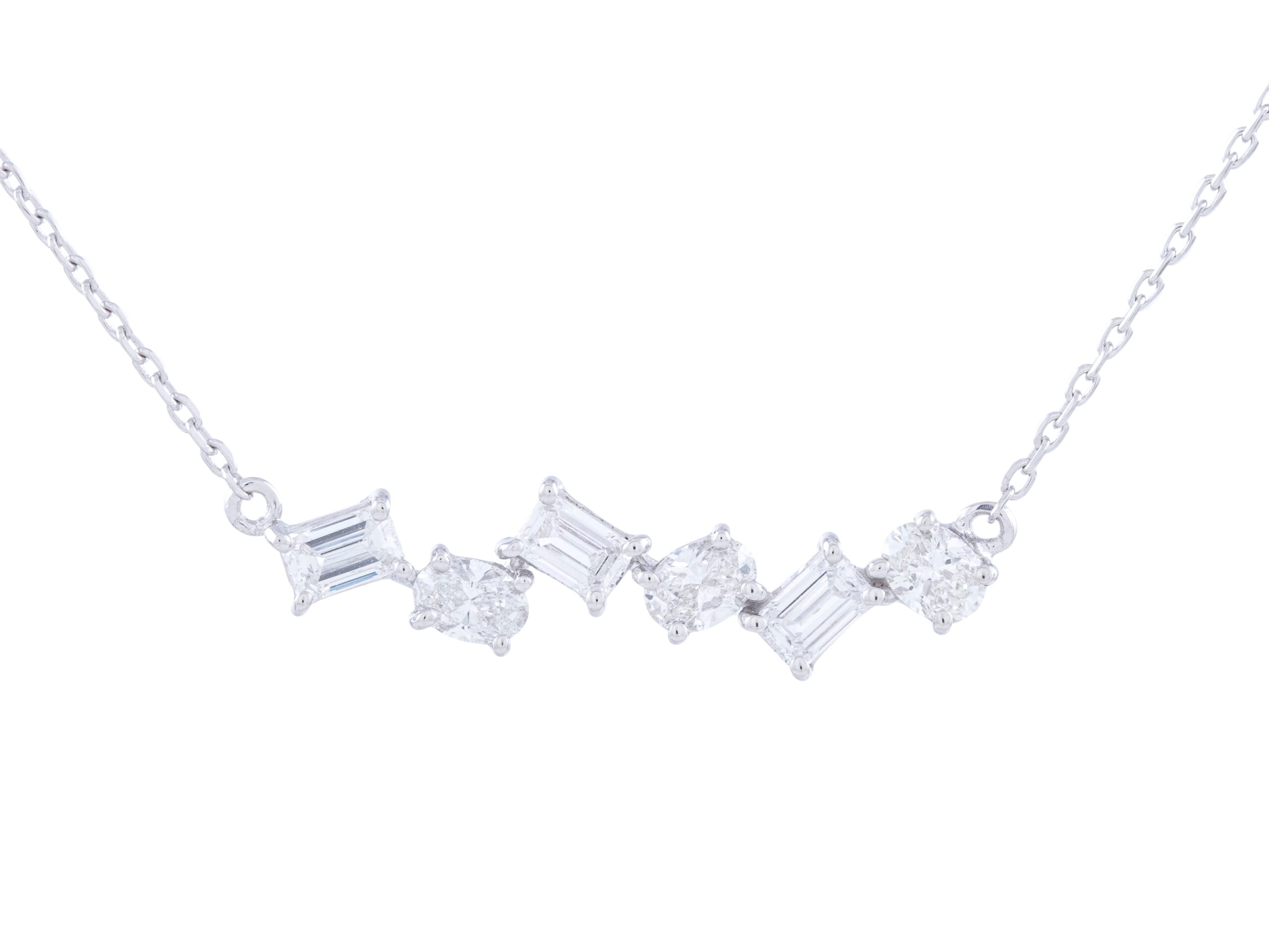 Diamond necklace with geometric design